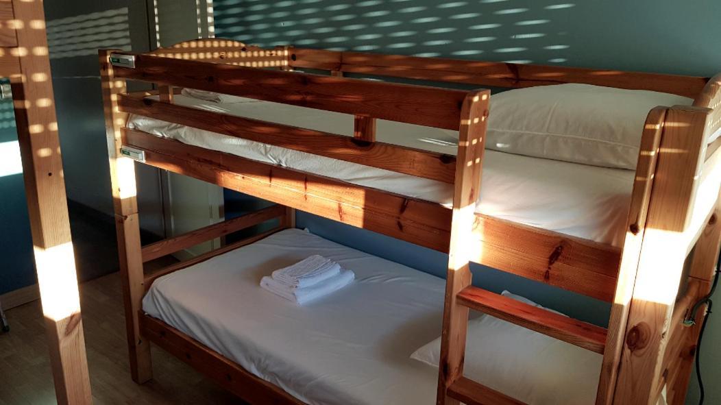 Bed & Working - Tramway - Chambres Partagees De 4 Lits Toulouse Exterior foto
